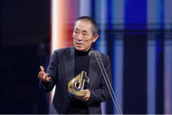 名导携新片亮相电影奇遇夜徐峥谈及抖音中的平凡人对电影创作的影响(图2)