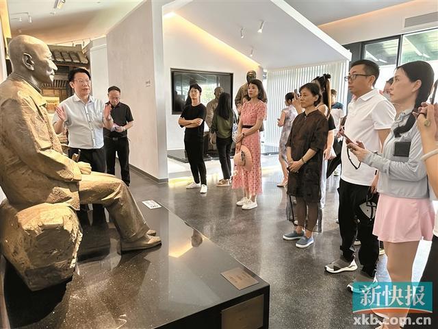 广州艺术品行业商会会长向仕杰：艺术品行业需要更多专业人才和渠道(图4)