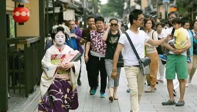 该醒了！日本的渗透已无孔不入！很多人还蒙在鼓里真相让人胆寒(图2)