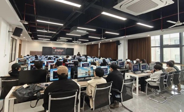 拥抱AI浪潮——专访“AI与短漫剧产业学院院长、南昌工学院副校长徐九南”(图6)