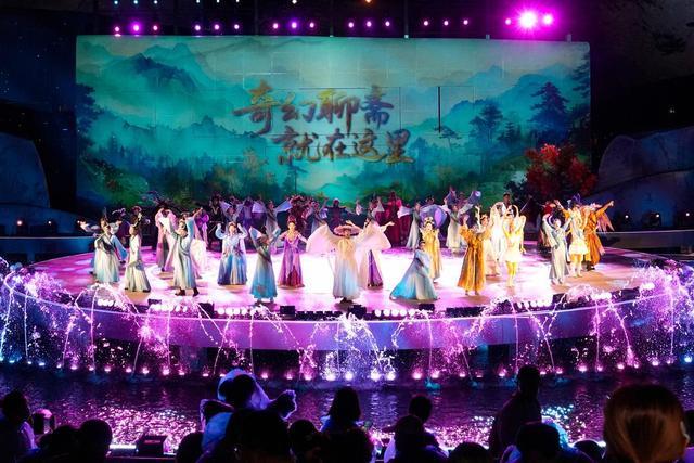 红叶柿岩重金打造开心麻花《奇幻聊斋》“五一”震撼回归为淄博文化IP打call(图2)